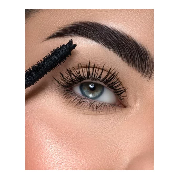 THE UNIVERSAL VOLUME MASCARA 24H Mascara volumizzante e allungante - ASTRA